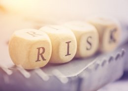 risk spelled using four die