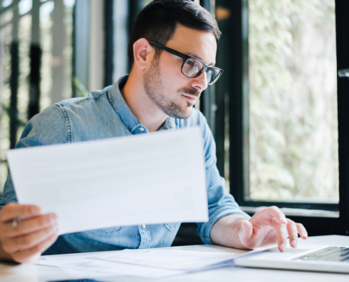 Consulting a Background Check Provider to Get the Hard Facts About a Job Candidate
