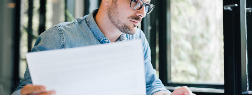 Consulting a Background Check Provider to Get the Hard Facts About a Job Candidate
